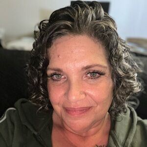 Meet your Posher, Nichole